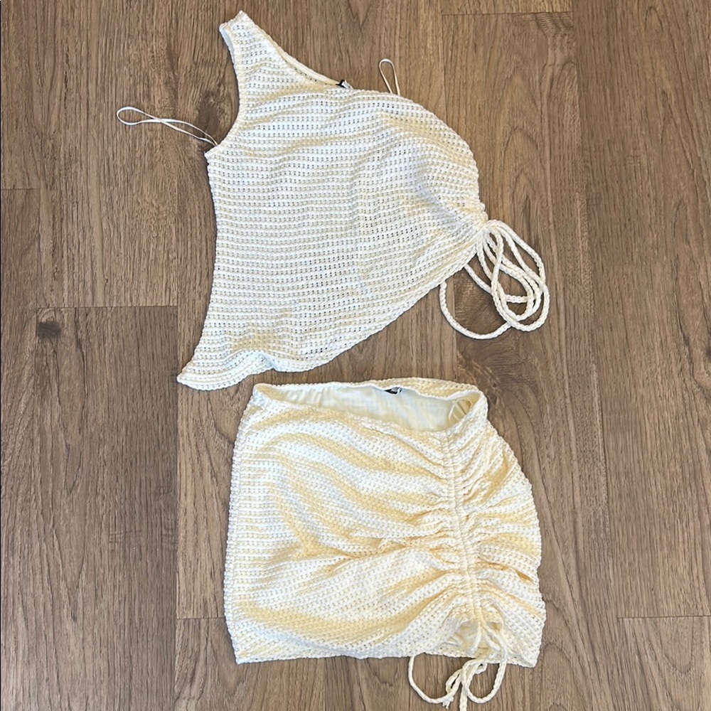 Cream Knit Two-Piece Skirt Set